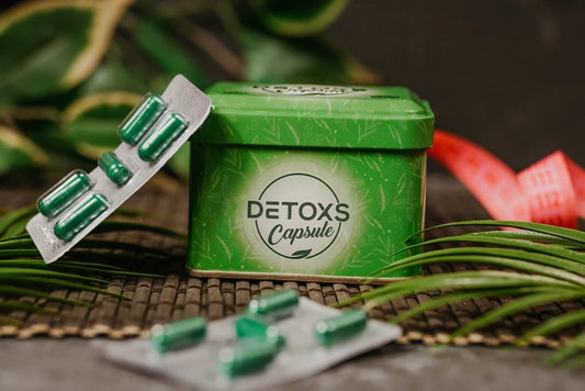 Catalina Detoxs Capsule jar with plant-based capsules